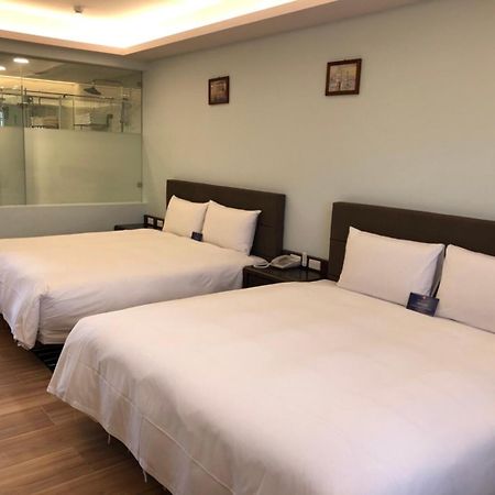 Menippe Hotel Kaohsziung Kültér fotó
